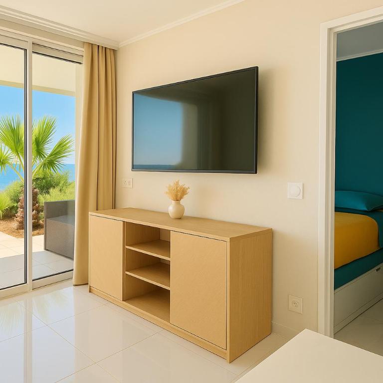 Vue Mer, Terrasse & Piscine - free parking - Monaco - Appartement - Vue sur Mer - 13