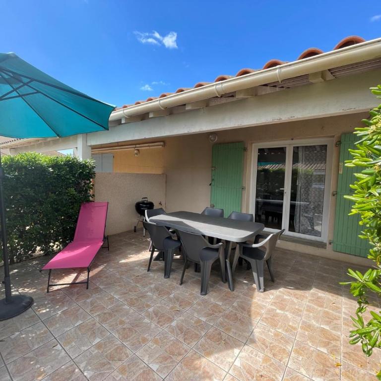 Maison de vacances dans résidence MARINES avec piscine commune, 4 couchages, 250 m de la mer à PORTIRAGNES Plage LRMA4 - Maison 2 Chambres - 1