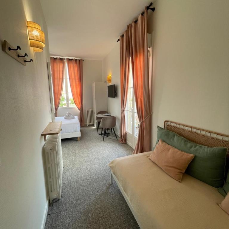 Hôtel Michelet Plage - Chambre Double avec Balcon - Vue sur Mer - 7
