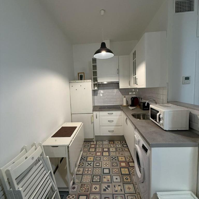 Encantador apartamento céntrico y equipado - One-Bedroom Apartment - 4