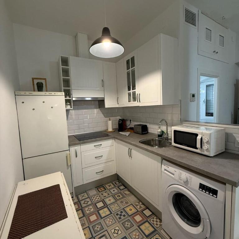 Encantador apartamento céntrico y equipado - One-Bedroom Apartment - 1