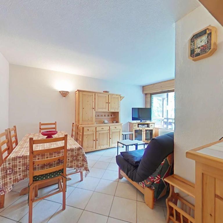 Appartement cosy 2 pièces, 6 couchages, animaux acceptés, casier à skis, centre proche - FR-1-241-193 - Apartamento (6 adultos) - 4