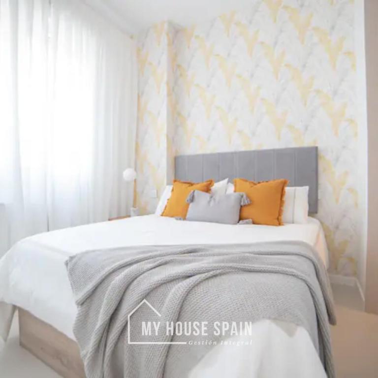 MyHouseSpain - Nuevo apartamento junto al Bernabéu - Apartment with Shower - 9