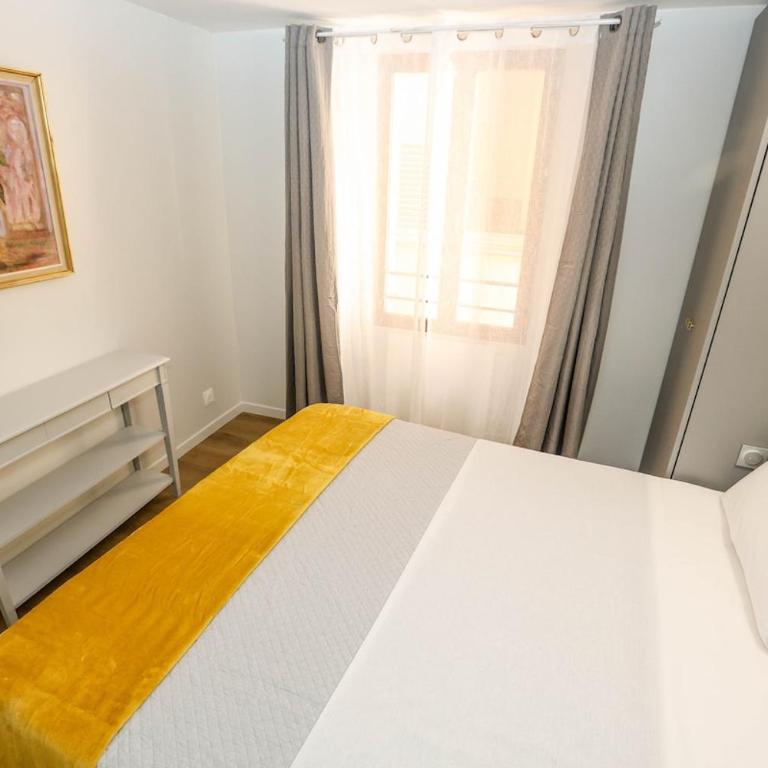 Yellow flower heart of Grasse - Appartement 1 Chambre - 13