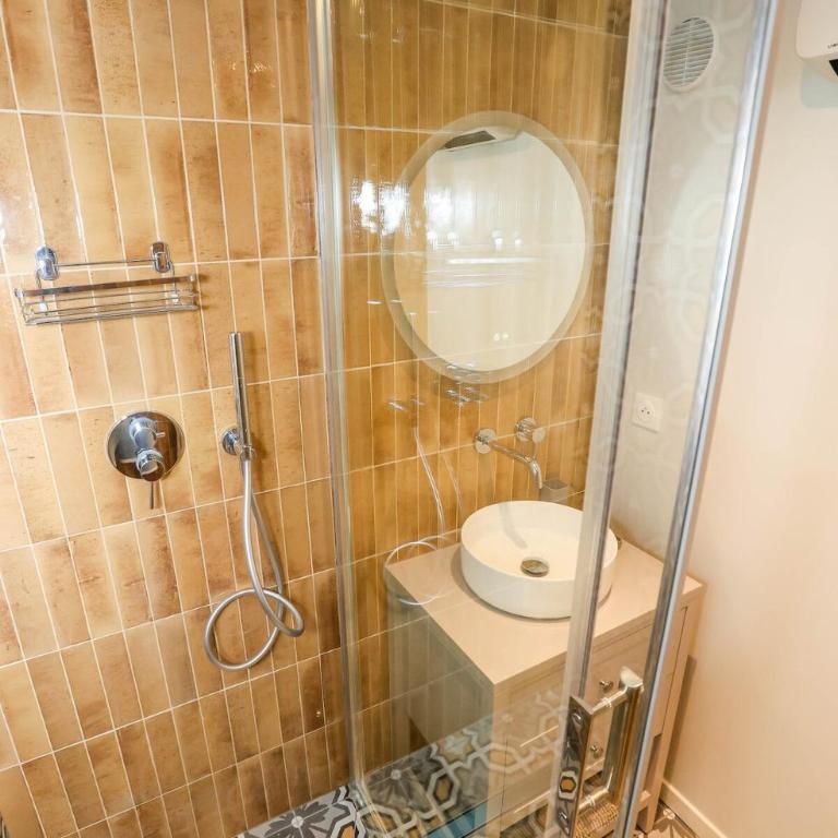 Yellow flower heart of Grasse - Appartement 1 Chambre - 23