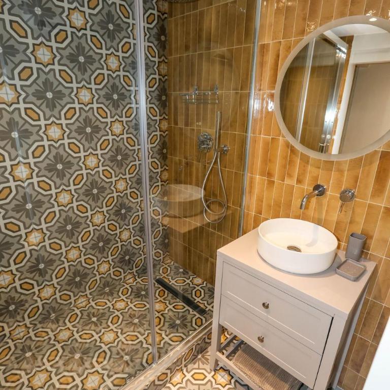 Yellow flower heart of Grasse - Appartement 1 Chambre - 34