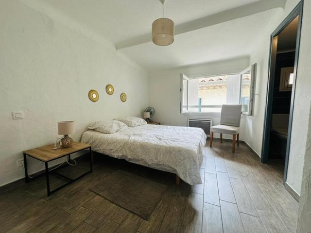 Grand T2 50m2 Narbonne centre, vue sur cathédrale - Apartamento de 1 dormitorio - 7
