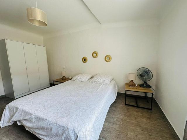 Grand T2 50m2 Narbonne centre, vue sur cathédrale - Apartamento de 1 dormitorio - 8