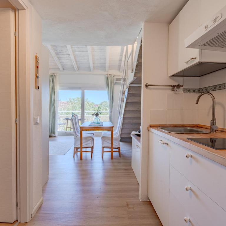 Porto Rotondo CENTRO, Elegante Loft con Piscina - Appartamento con 1 Camera da Letto - 16