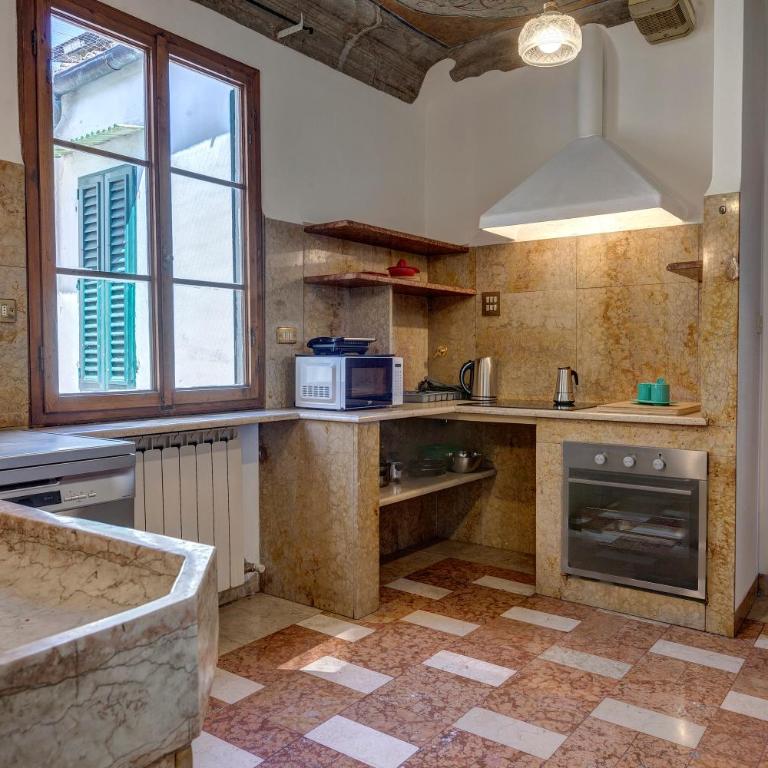 Palestro Apartment by Mamo Florence - Four-Bedroom Deluxe Apartment - 24