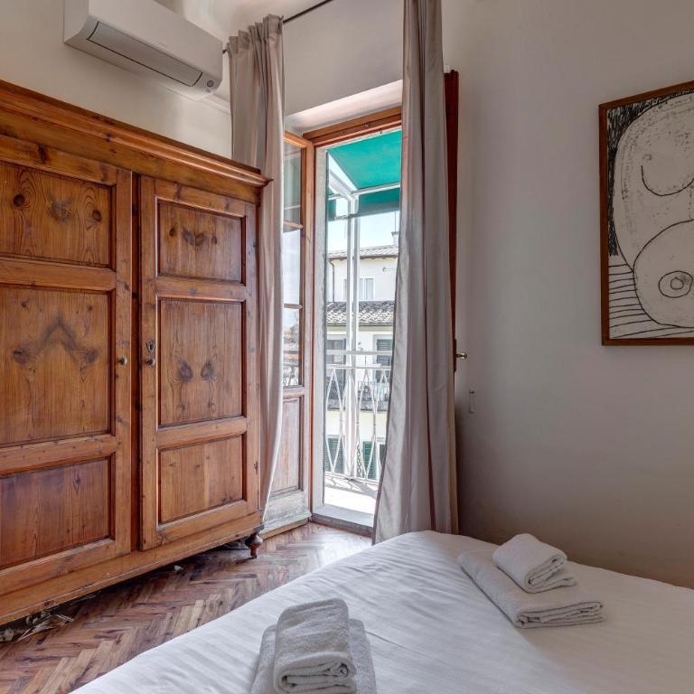 Palestro Apartment by Mamo Florence - Four-Bedroom Deluxe Apartment - 13