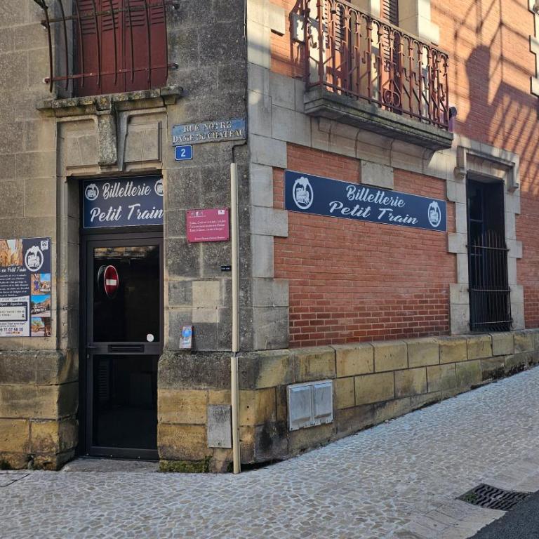 Le "Chic en Ville" Centre historique, climatisé, wifi, Parking sous-sol inclus - Apartment mit 1 Schlafzimmer - 28