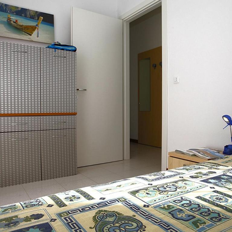 Appartamenti Lara - Appartamento con 2 Camere da Letto e Balcone - 6