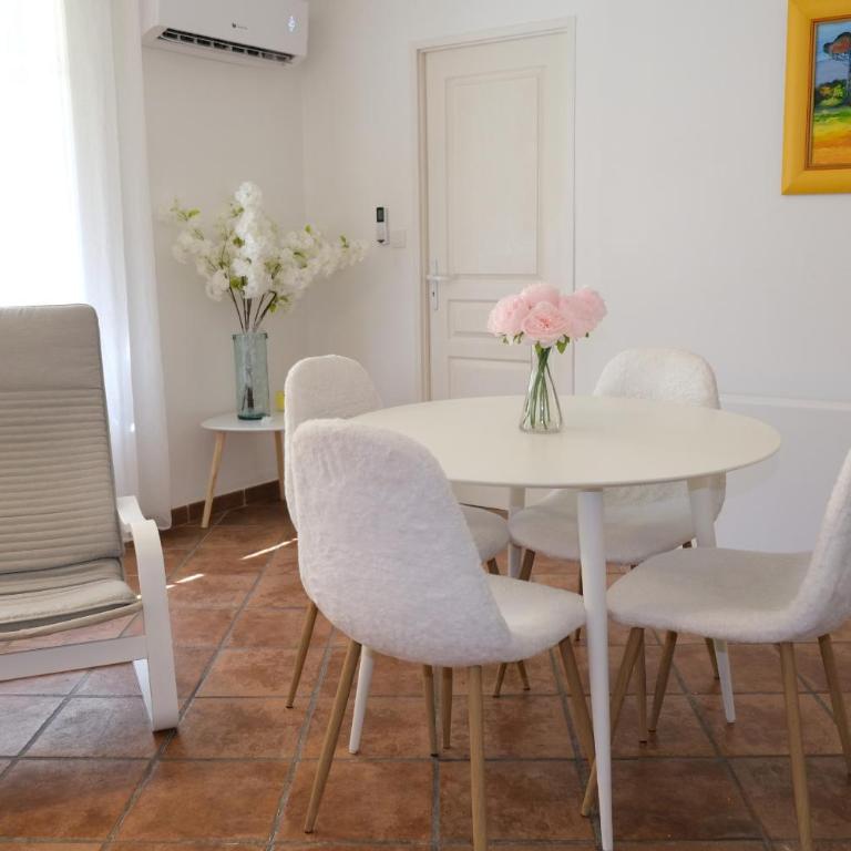 Three bedrooms apartment in Aix en Pce - Apartment mit 3 Schlafzimmern und Balkon - 13