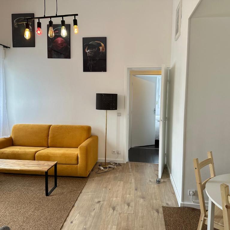 Elegant 2 Bedroom Apartment with Free Parking Paris St-Denis by Immo Kit BNB - Appartement 2 Chambres - 9