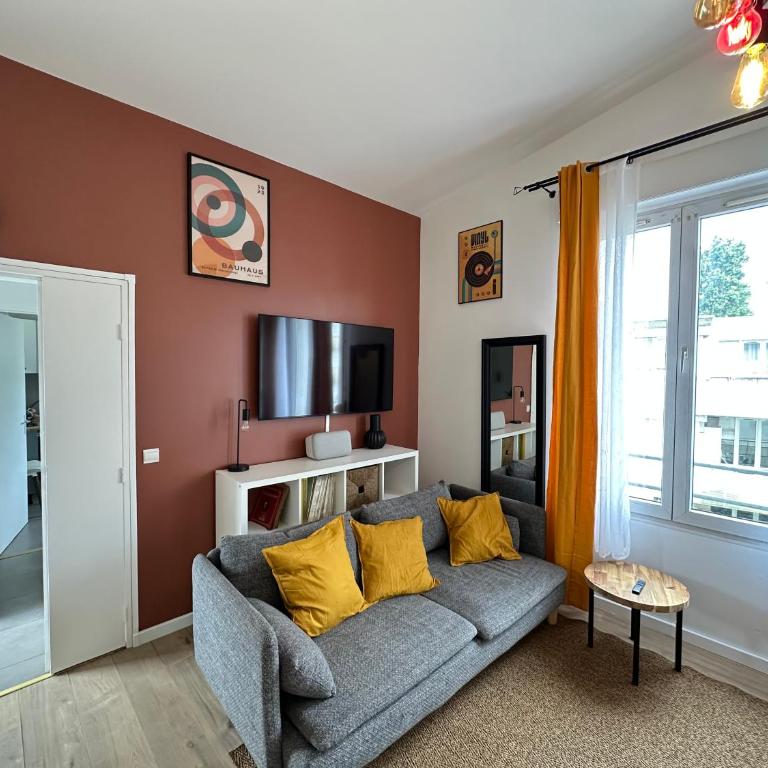 Elegant 2 Bedroom Apartment with Free Parking Paris St-Denis by Immo Kit BNB - Appartement 2 Chambres - 7