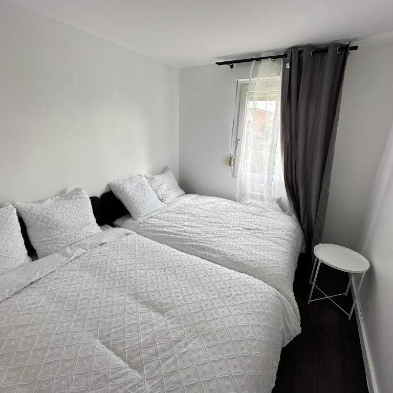Elegant 2 Bedroom Apartment with Free Parking Paris St-Denis by Immo Kit BNB - Appartement 2 Chambres - 14