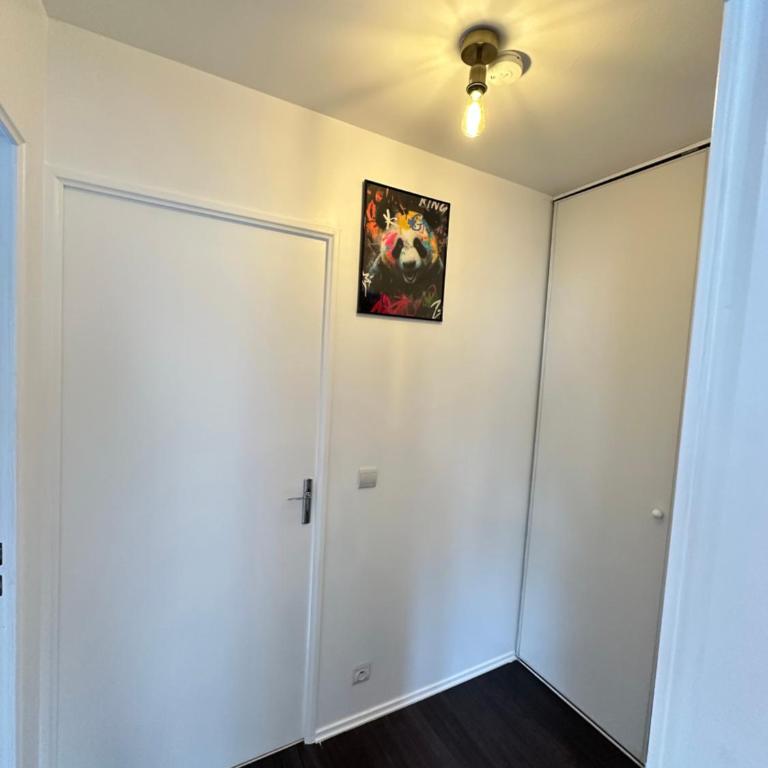 Elegant 2 Bedroom Apartment with Free Parking Paris St-Denis by Immo Kit BNB - Appartement 2 Chambres - 22