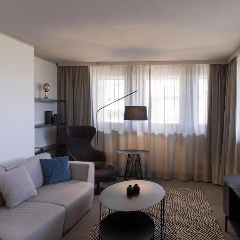 Scandic Nürnberg Central - Suite mit Kingsize-Bett - 5