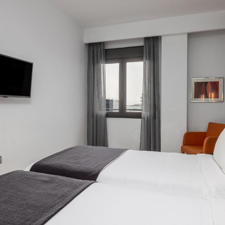Hotel Spa Cádiz Plaza - Apartamento Estándar de 2 dormitorios - 7