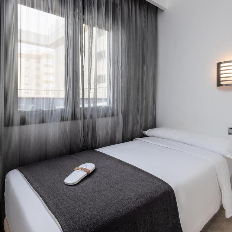 Hotel Spa Cádiz Plaza - Apartamento Estándar de 2 dormitorios - 10