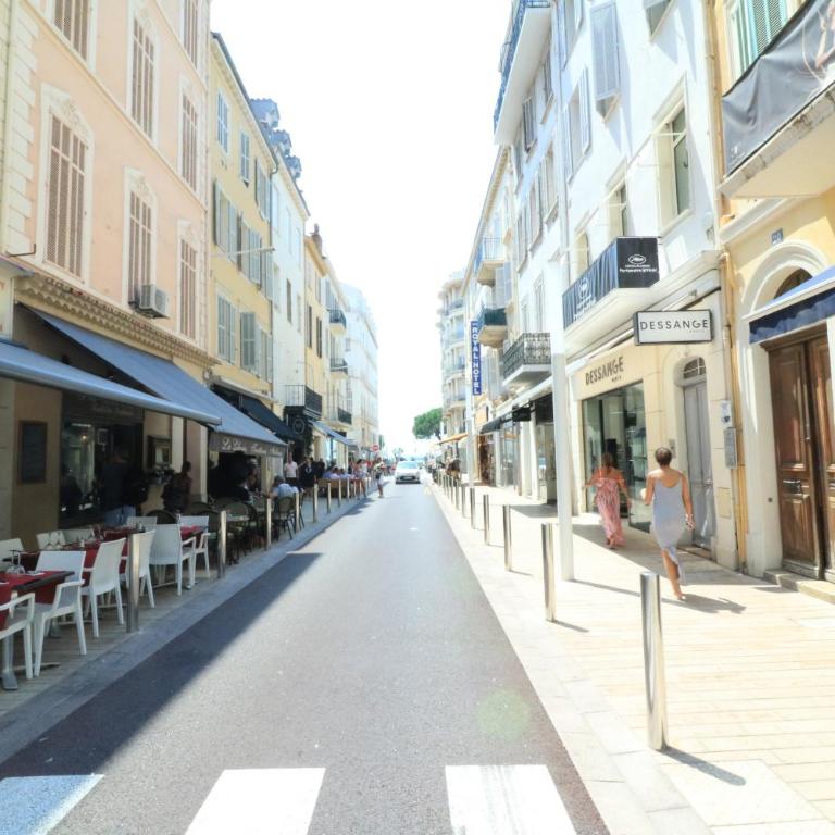 Lumineux 2 chambres, CARRE D'OR-COEUR DE CANNES A2B196 - Apartment mit Stadtblick - 27