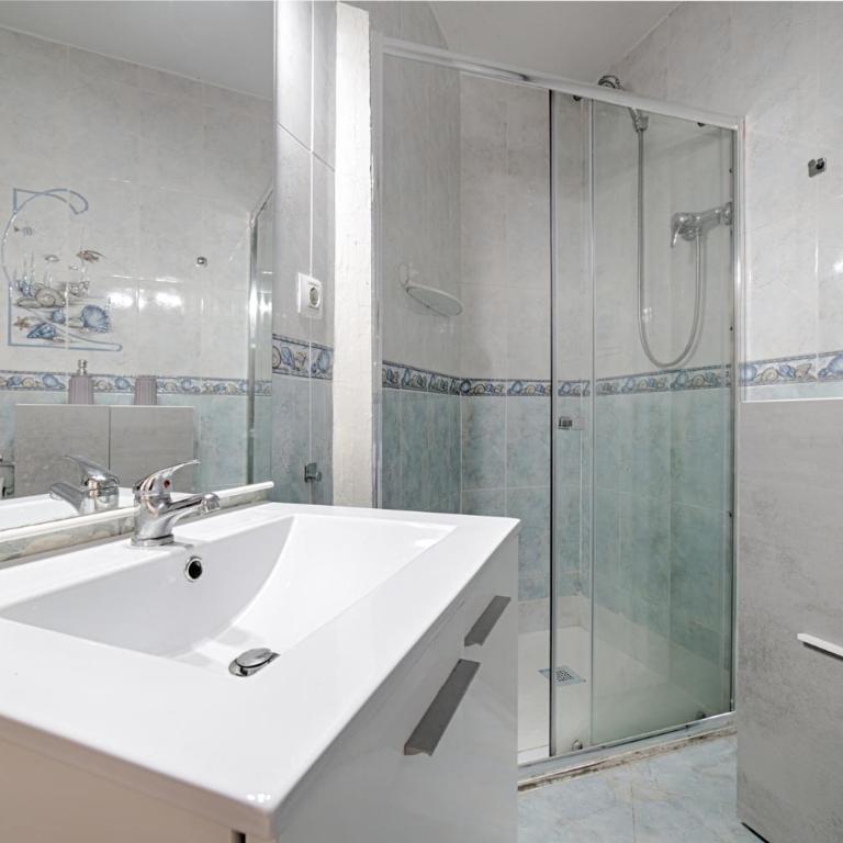 Apartamento en Playa de La Pineda - Apartment - 11