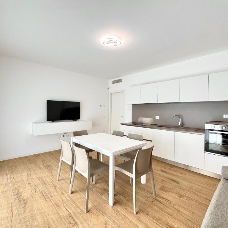 J Eight - Carraro Immobiliare - Family Apartments - Appartamento con 2 Camere da Letto - 11
