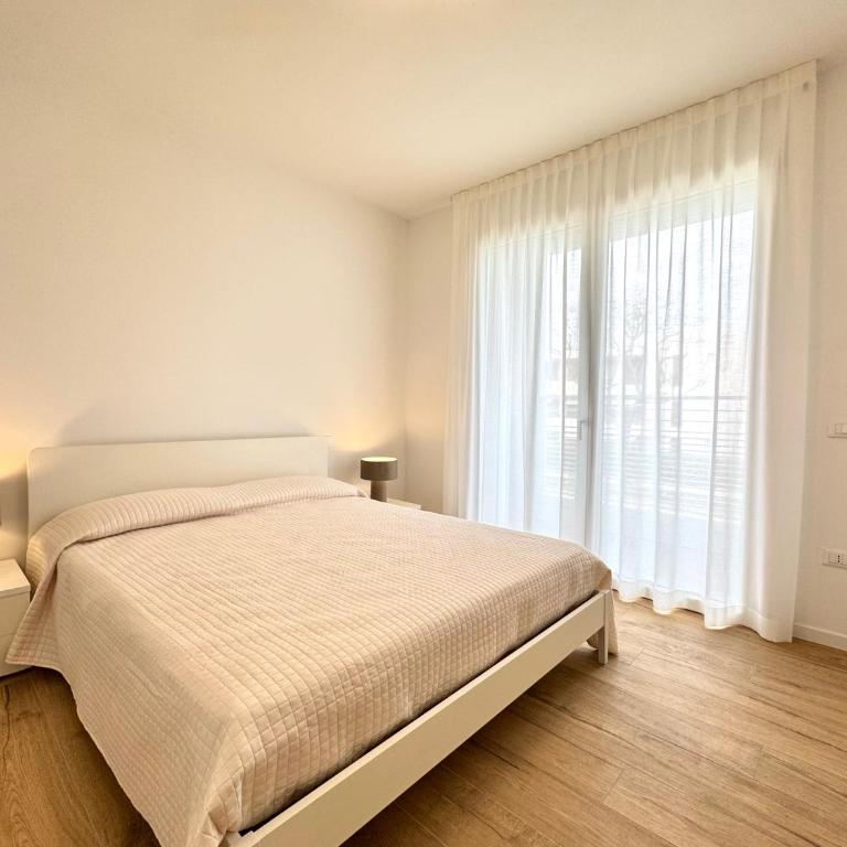 J Eight - Carraro Immobiliare - Family Apartments - Appartamento con 2 Camere da Letto - 12