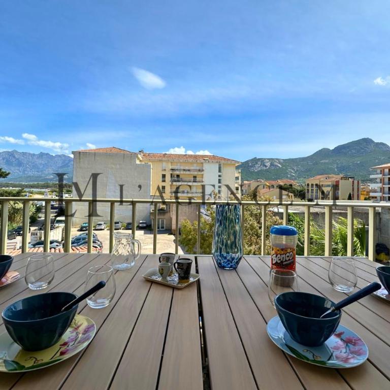 Appartement Colomba - parking, terrasse, centre Calvi & plage à pied - 6 couchages - Appartement 2 Chambres - 1
