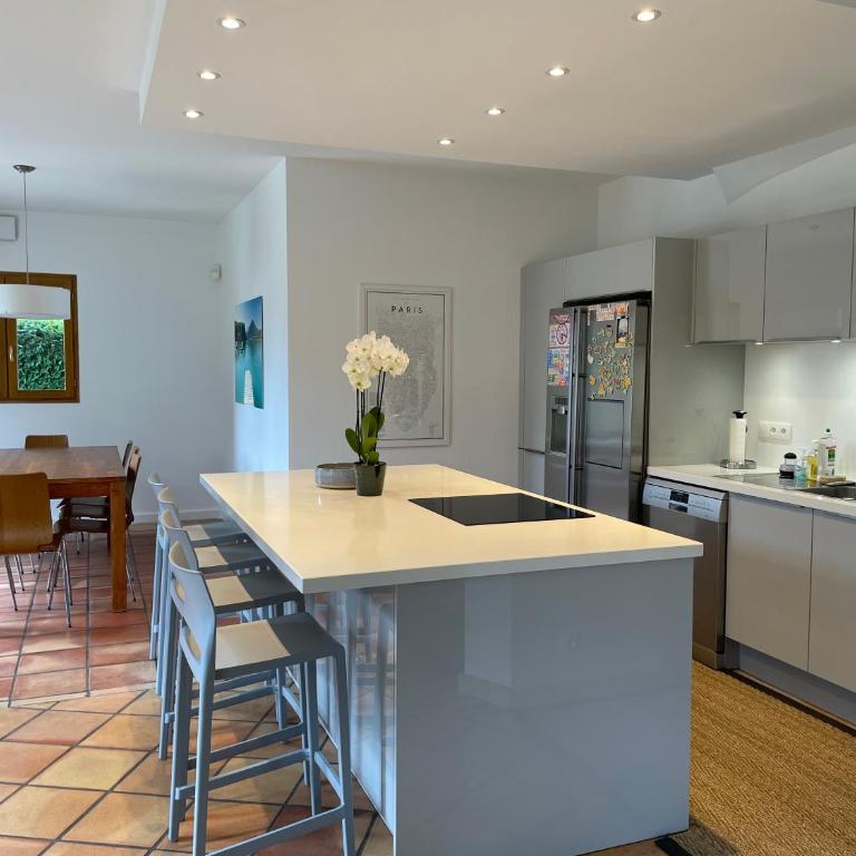 Lovely Gated Family Home, Steps to the Lake - Maison 4 Chambres - 8