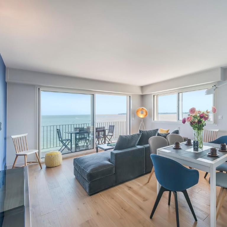 Vue sur mer La Baule Victoria - Three-Bedroom Apartment with View - 6