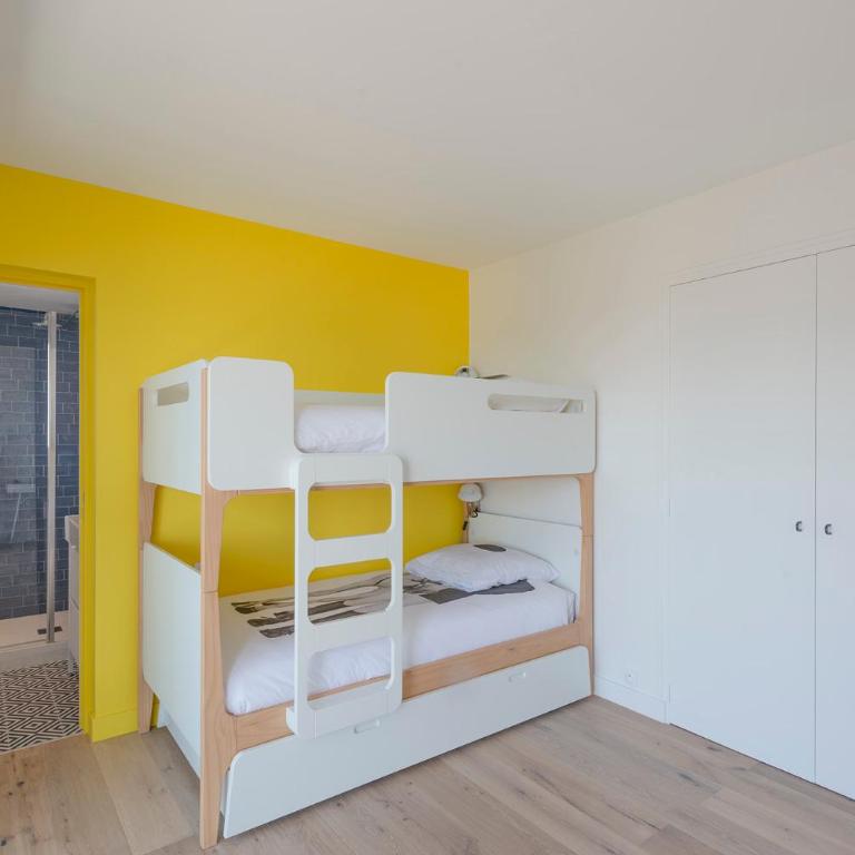 Vue sur mer La Baule Victoria - Three-Bedroom Apartment with View - 23