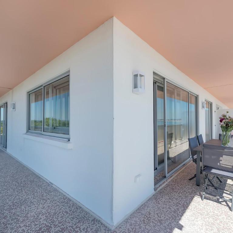 Vue sur mer La Baule Victoria - Three-Bedroom Apartment with View - 29