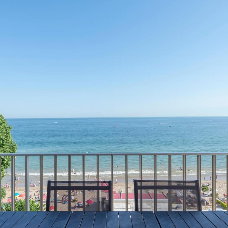 Vue sur mer La Baule Victoria - Three-Bedroom Apartment with View - 3