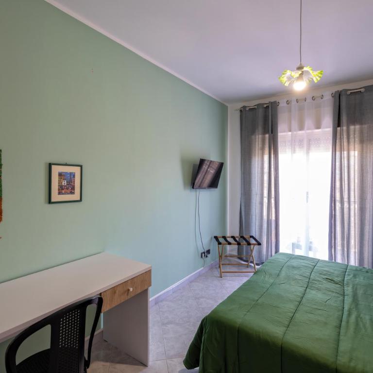 Apartment Yoga Frank - Camera Matrimoniale con Bagno in Comune - 2