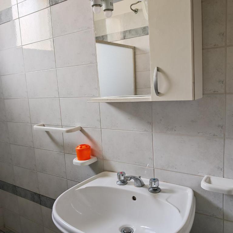 Villa Pampo - Two-Bedroom Standard Apartment - 19