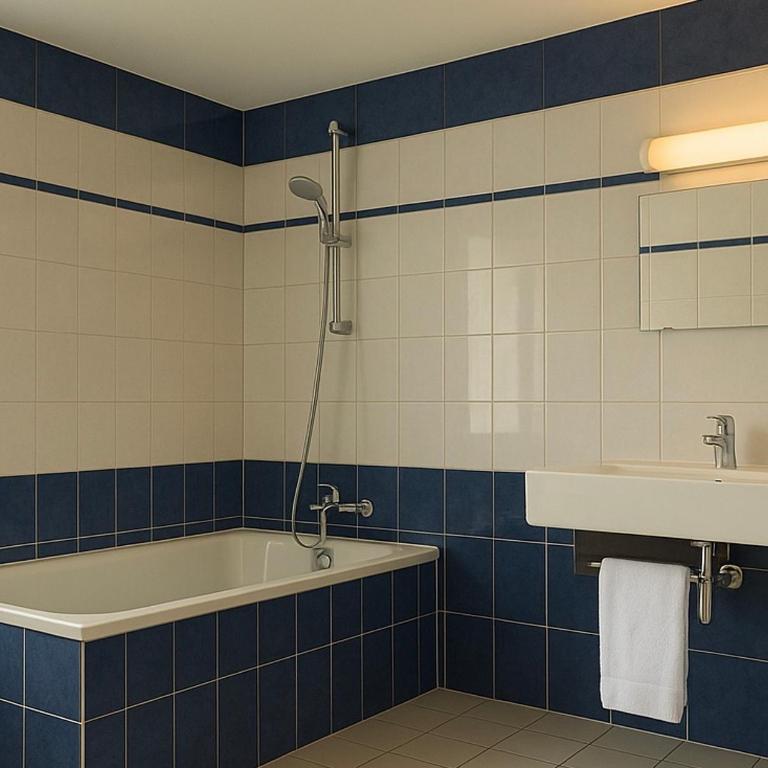 Logis Hôtel les Chatelminés - Chambre Triple avec Baignoire - 2
