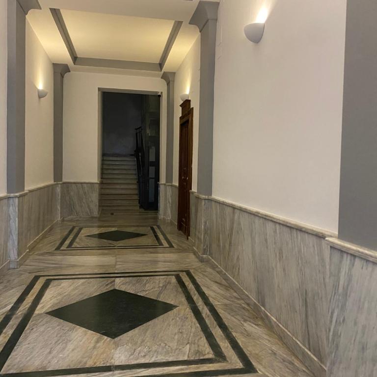Lux Domus - Appartamento con 2 Camere da Letto - 37