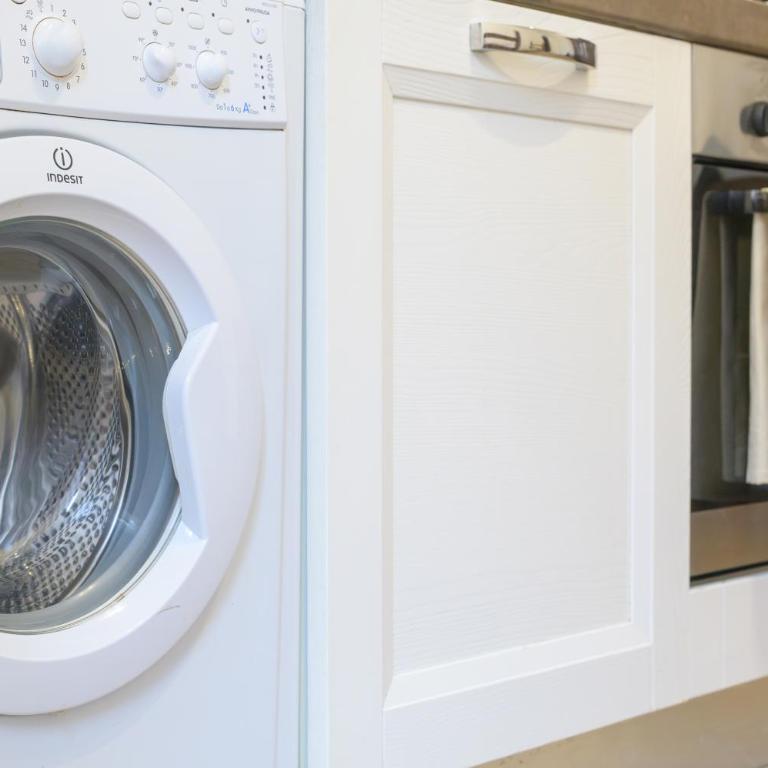 Trastevere Home Garibaldi 14 - Appartamento con 2 Camere da Letto - 57