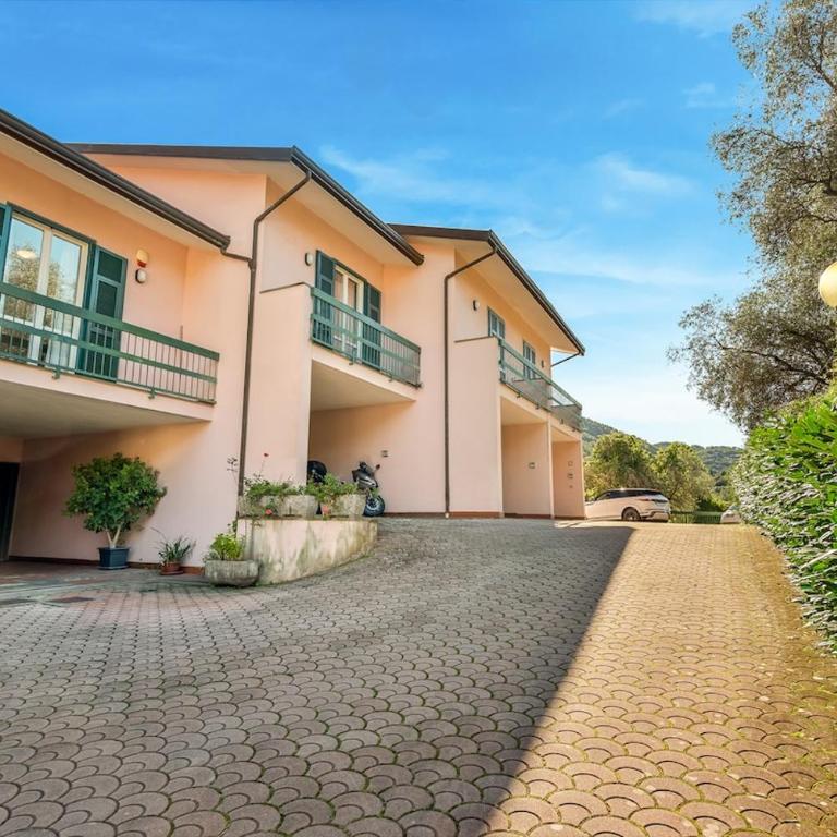 RoadToTheSeaLerici Private parking terrace - Appartamento con 3 Camere da Letto e con Balcone - 3