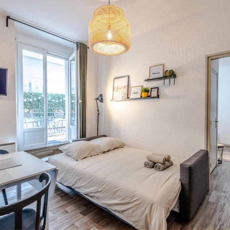 T2 centre ville, 150m du lac, parking - Thermes - Appartement 1 Chambre - 5