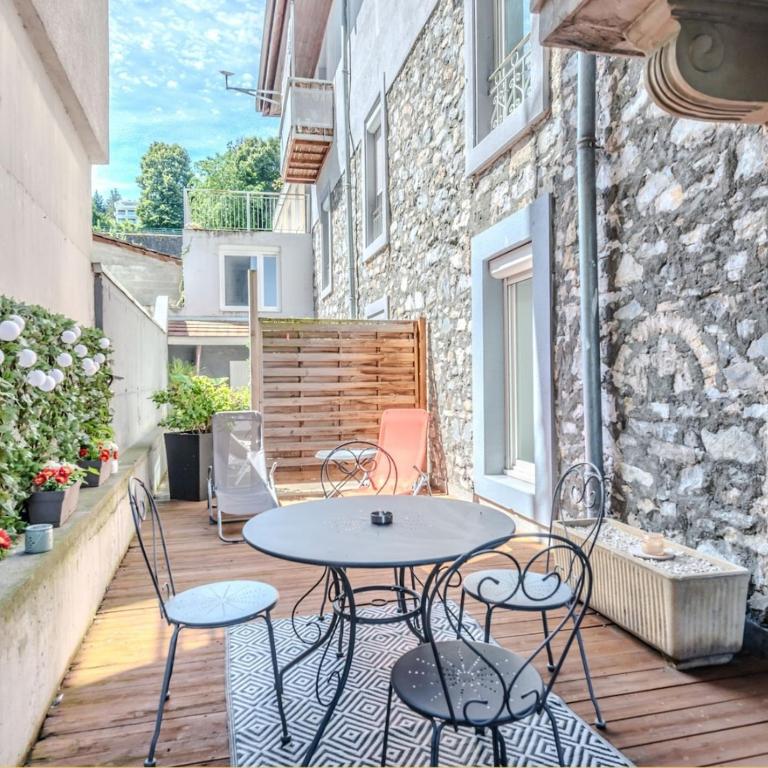 T2 centre ville, 150m du lac, parking - Thermes - Appartement 1 Chambre - 14