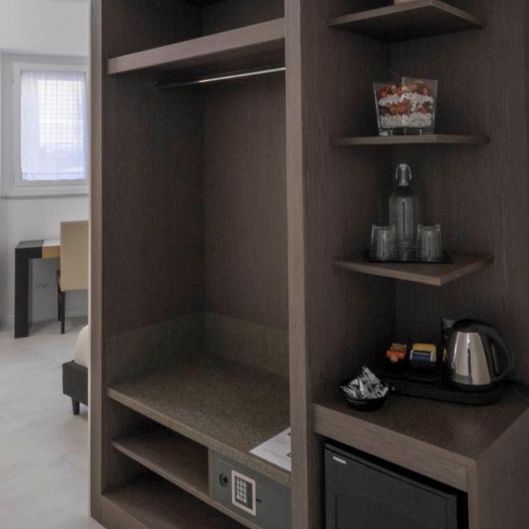 Il Perugino Guest House - Triple Room with Private Bathroom - 7
