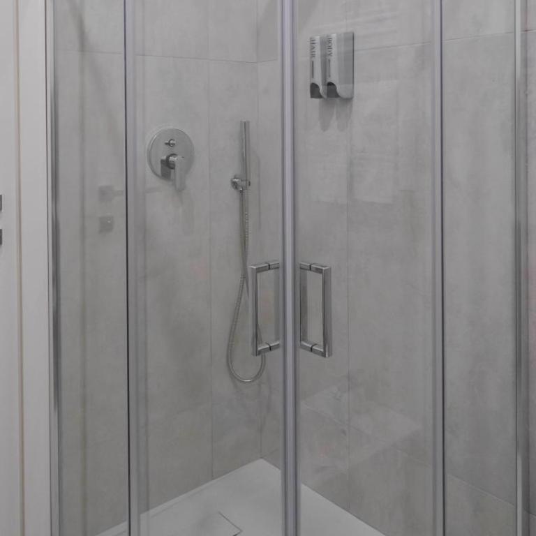 Il Perugino Guest House - Double Room with Private Bathroom - 10