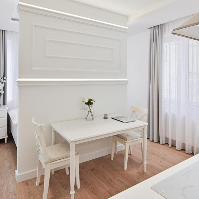 Apartments SOBA - Apartman sa Balkonom - 16