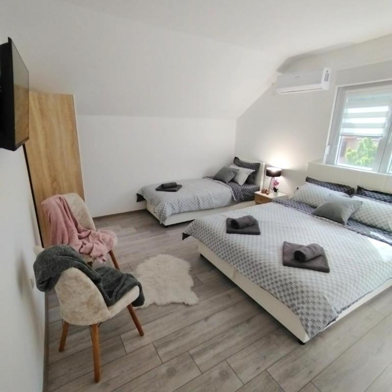 Apartments Honey House - Trokrevetna Soba sa Sopstvenim Kupatilom - 7