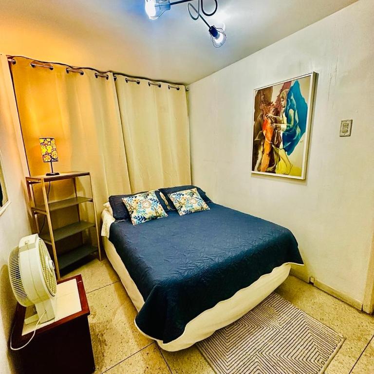 Apartamento Único en Caracas 3 habitaciones, 3 baños, terrazas, hamaca, estacionamiento, smartv, wifi y una decoración brutal estilo Art Déco - Moderno - Deluxe Apartment - 6