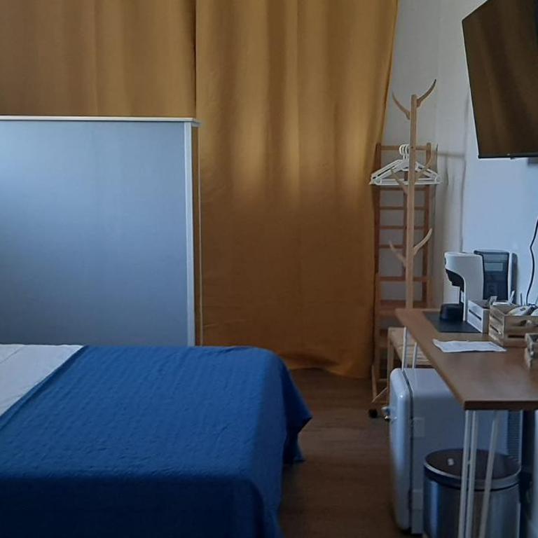 B&B SMARTFIT HOUSE - Room & Relax in Pescara - Camera Matrimoniale con Bagno Privato - 2