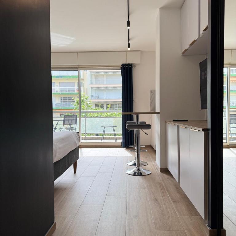 Studio Riviera, Centre-ville Cannes, Terrasse, Clim - Apartment mit 1 Schlafzimmer - 11